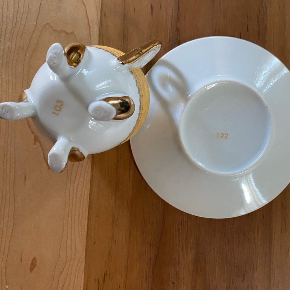 Vintage Porcelain Demitasse Elegant Gold White Footed Mini Teacup Saucer Set - Picture 9 of 15